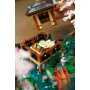 LEGO japanischer Pavillon mit grauem Dach und Teetisch, umgeben von rosa Kirschblüten und Koi-Teich