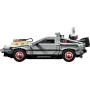 Vue latérale de la DeLorean LEGO grise avec portes papillon, flux capacitor et équipements temporels visibles