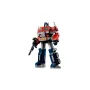 Robot Optimus Prime LEGO en mode robot, rouge et bleu, tenant une arme, debout sur fond blanc Robot Optimus Prime LEGO en mode robot, rouge et bleu, tenant une arme, debout sur fond blanc