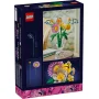 Boîte LEGO montrant un bouquet de fleurs colorées en briques dans un vase transparent sur une table