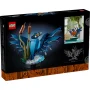 LEGO Kingfisher (10331) box showing blue and orange bird with spread wings perched near cattails on black display base LEGO Kingfisher (10331) box showing blue and orange bird with spread wings perched near cattails on black display base